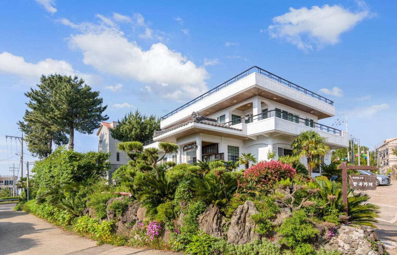 Harry And Sodam Pension Jeju by Eksteriør bilde